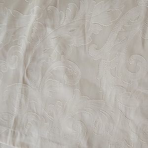 St Geneve Cloth Napkins (4)